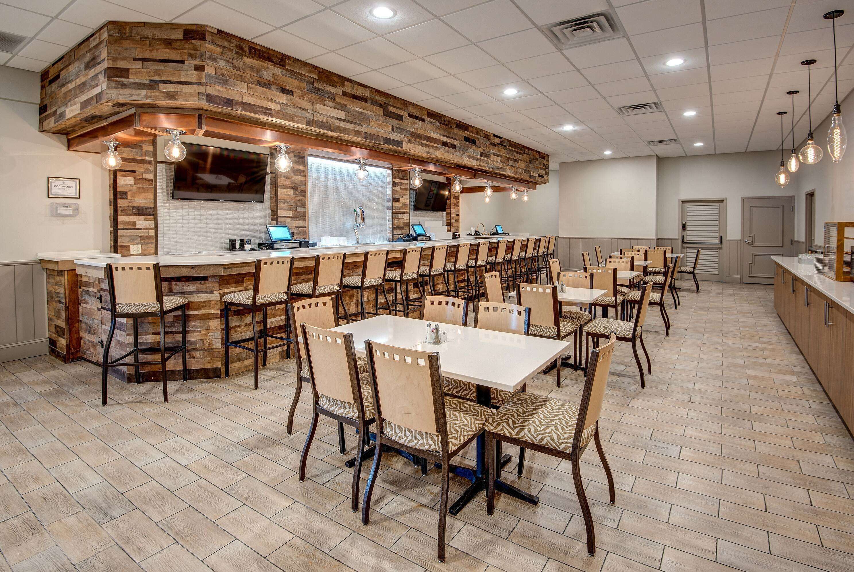 breakfast and dinner served