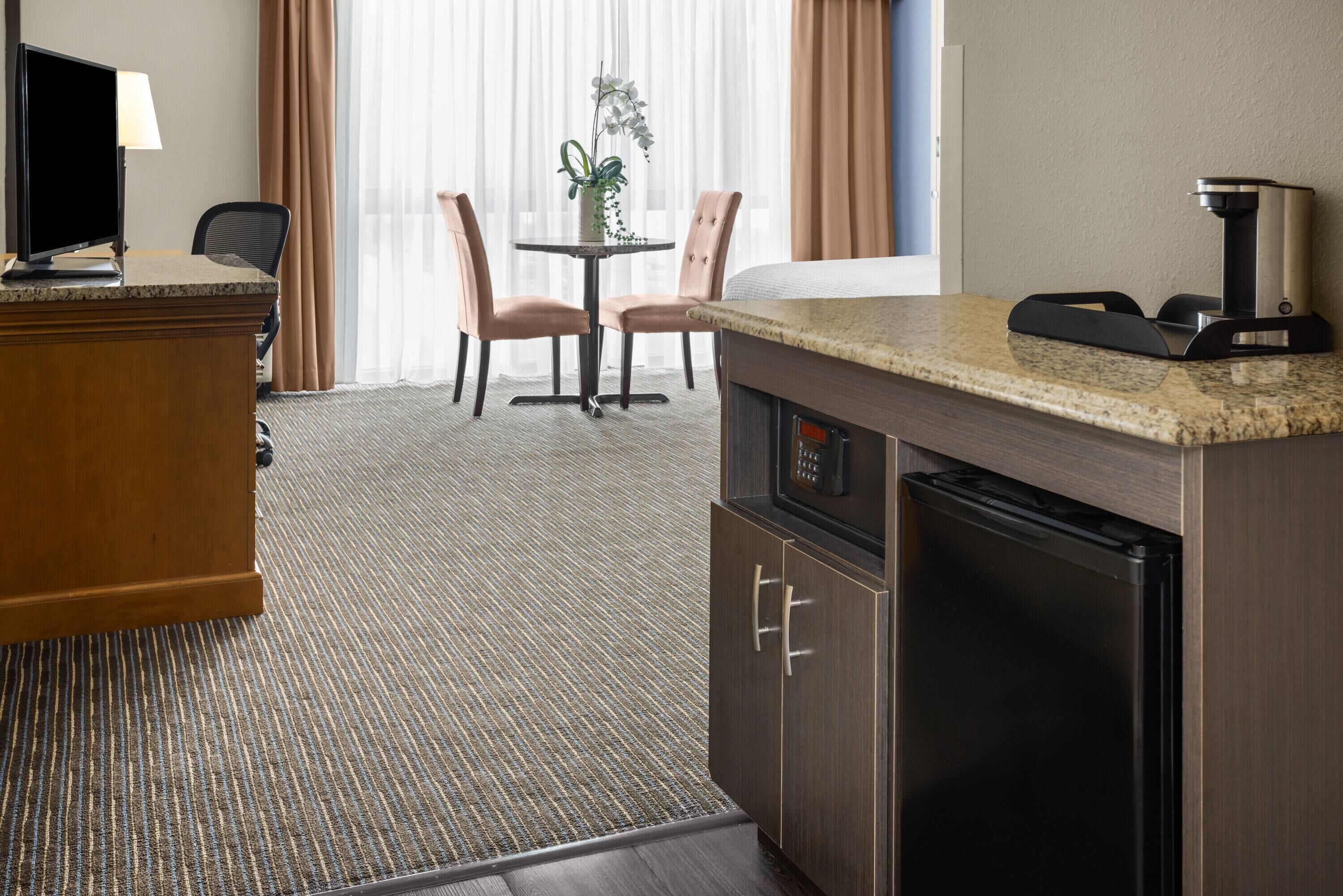 Days Hotel by Wyndham Toms River Jersey Shore Reviews, Deals