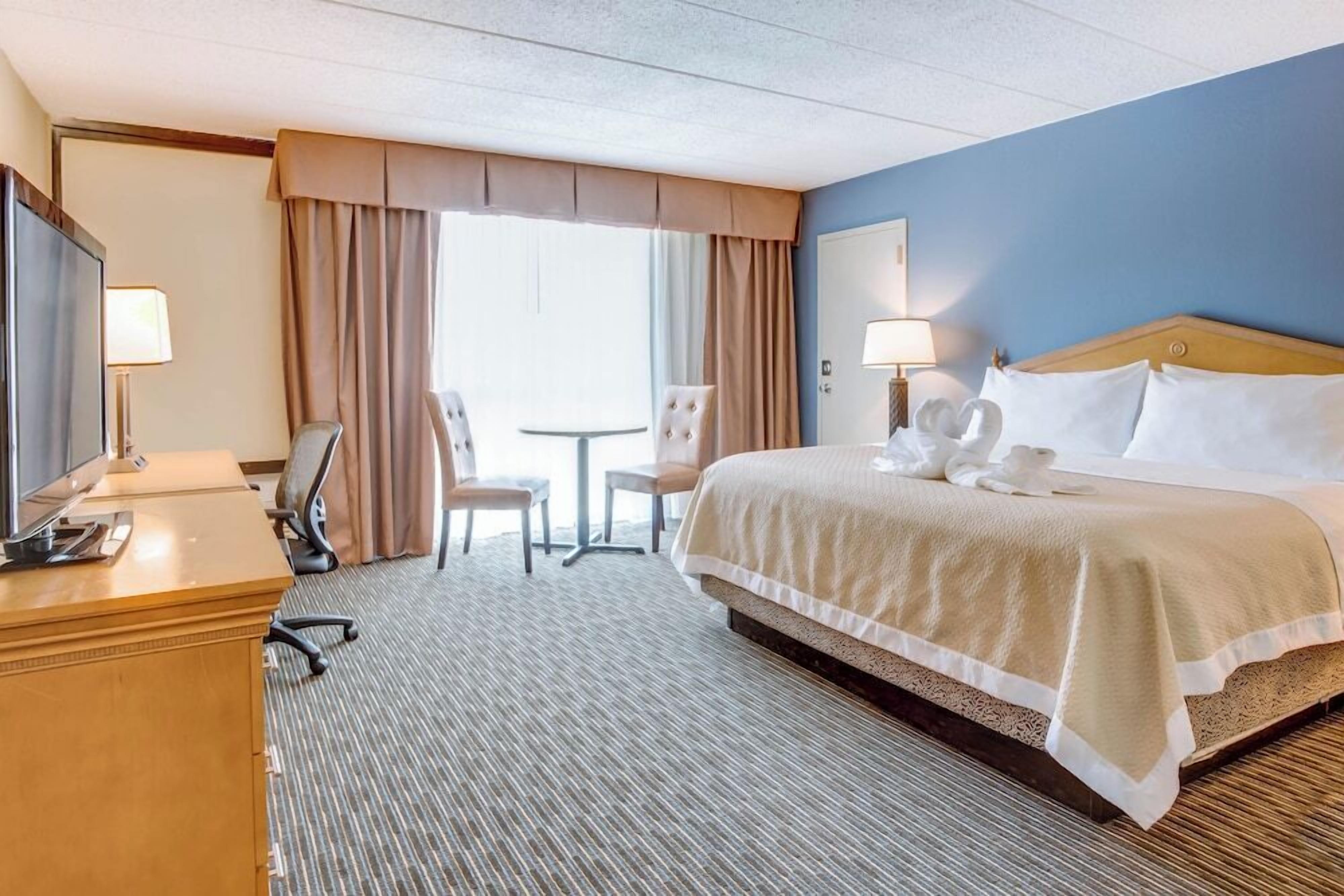 1 bedroom, in-room safe, desk, iron/ironing board