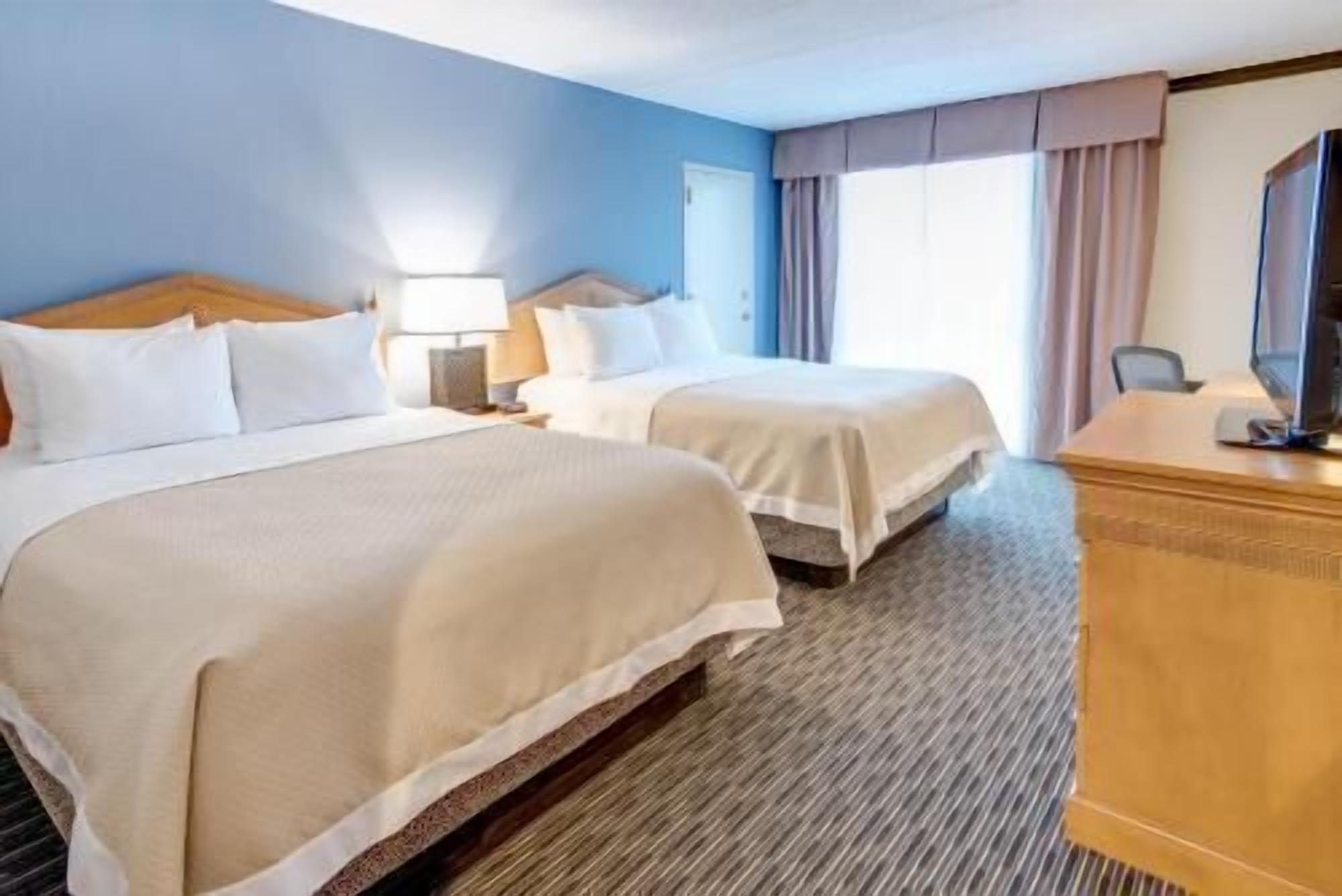 1 bedroom, in-room safe, desk, iron/ironing board