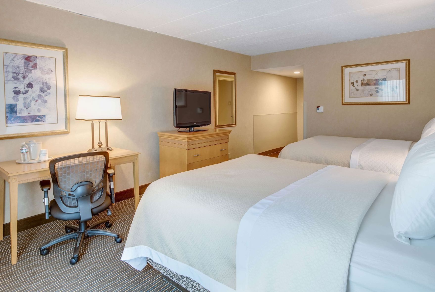 1 bedroom, in-room safe, desk, iron/ironing board