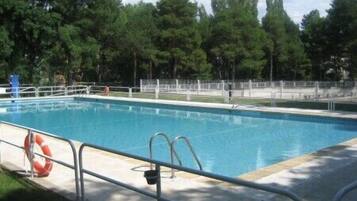 Seasonal outdoor pool