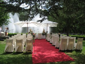 Area per matrimoni all'aperto