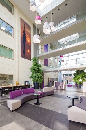 Lobby - Mezzo Hotel & Business (Beringen)