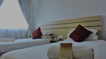 Minibar, in-room safe, desk, iron/ironing board