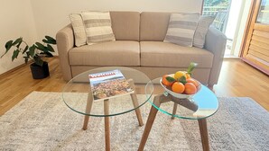 Leilighet – superior, 1 soverom, balkong | Oppholdsområde