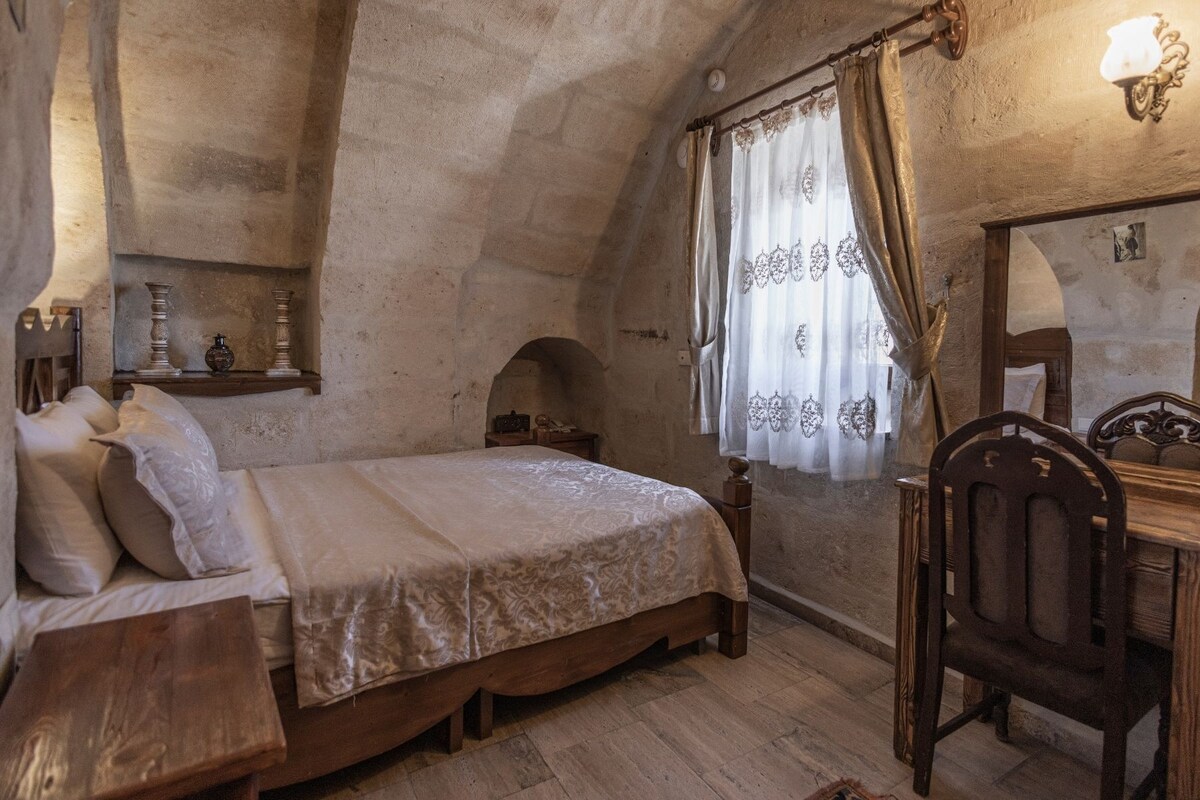 Chambre Familiale (Stone Arch)