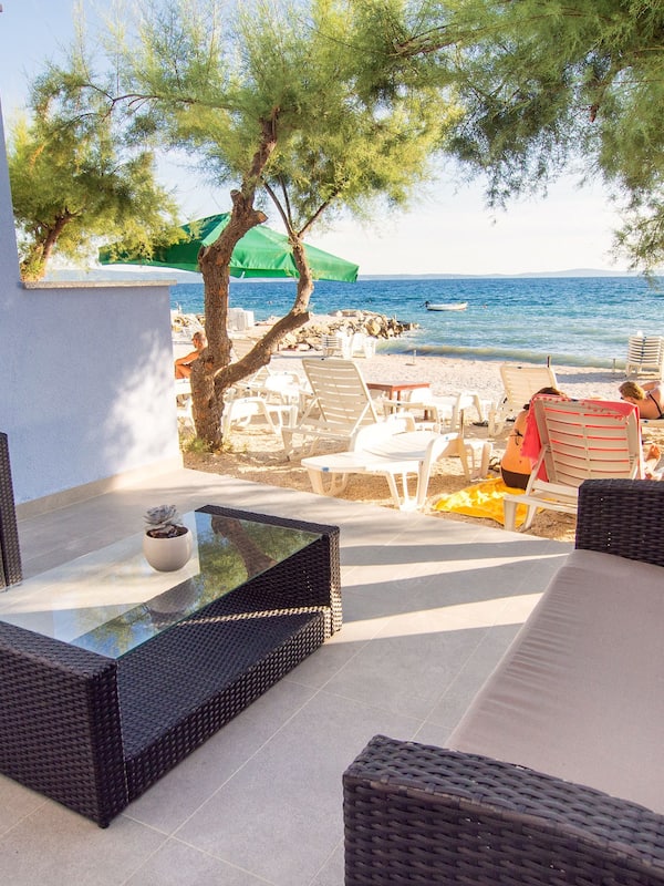 Deluxe Double Room Terrace Sea View | Tende oscuranti, ferro/asse da stiro, Wi-Fi gratuito, lenzuola