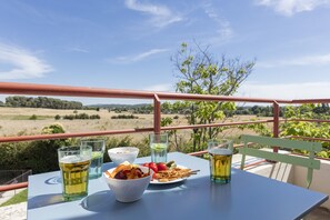 Apartment 1 Bedroom and Living room | Terrace/patio - Garden & City Aix en Provence - Puyricard (Aix-en-Provence)