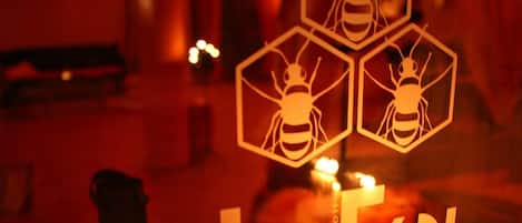 Bar (en el alojamiento)