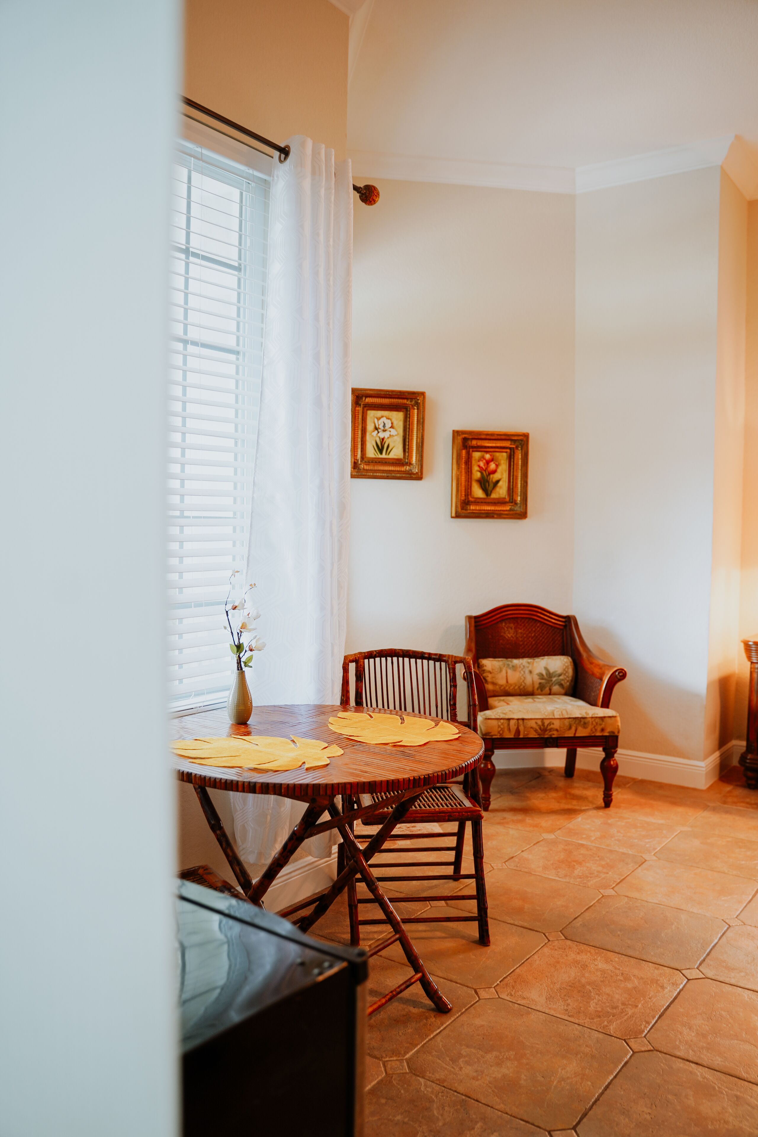 deluxe room, pool view (royal palm) | 1 bedroom, in-room safe, rollaway beds, free wifi