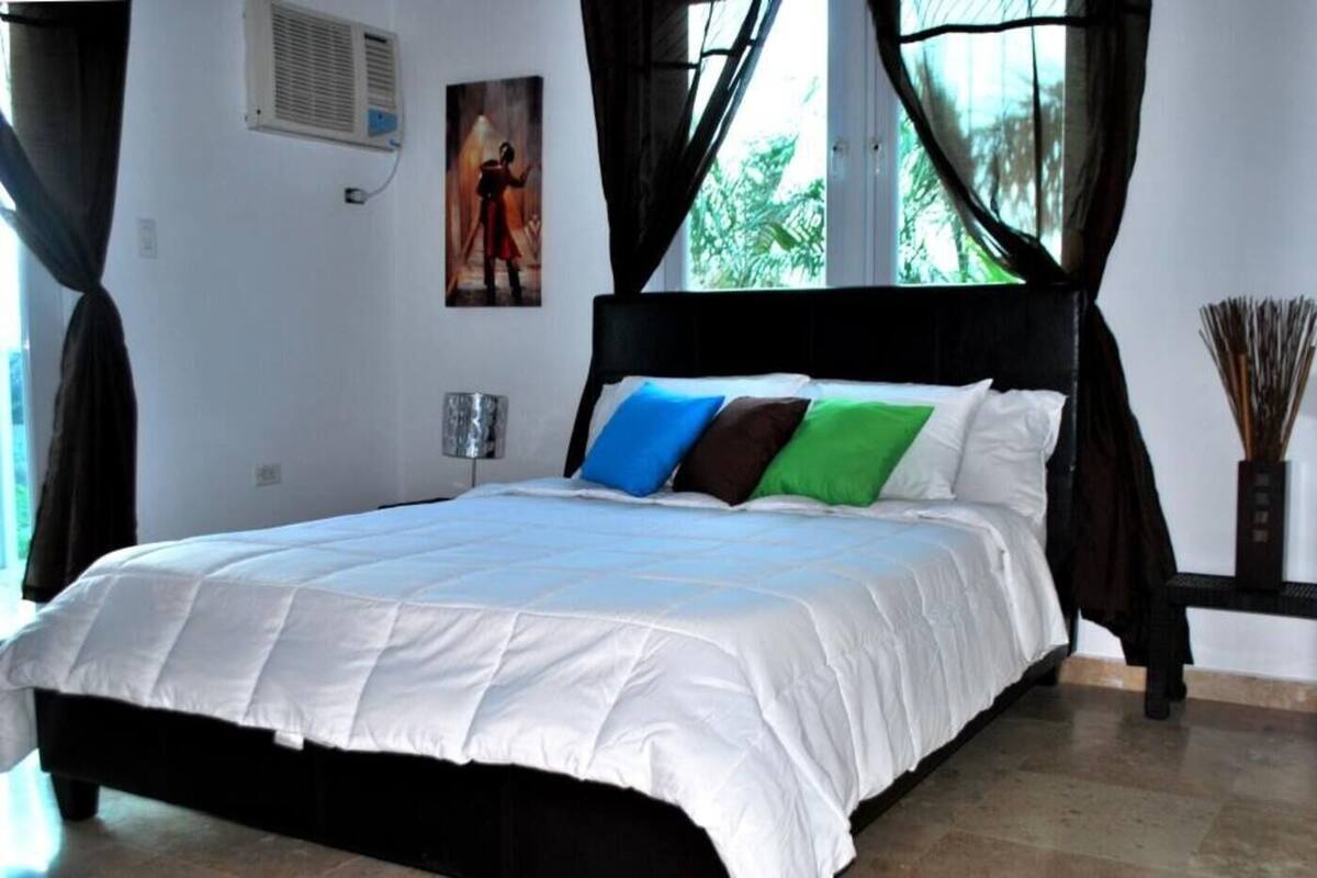 MwPi 203 Balcony View Suite with 1 King Size Bed Second Floor | Premium bedding, down comforters, WiFi (free), bed sheets