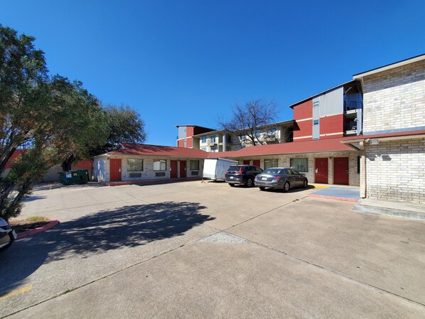 Exterior - River Inn Motel (San Antonio)