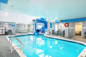 Una piscina techada