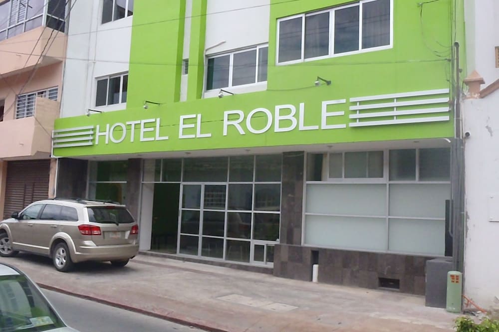 Hotel El Roble
