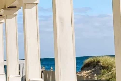 Premium Suite, 1 Queen Bed with Sofa bed, Private Bathroom, Partial Ocean View (1 Bdrm. Suite) | View from room