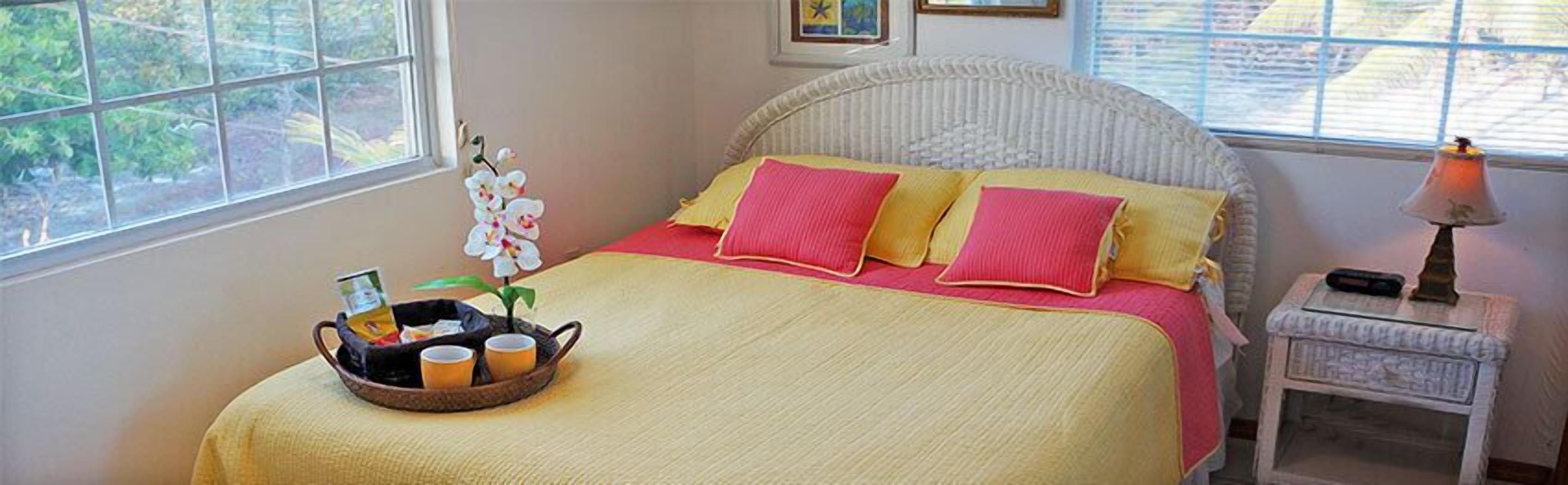 3 bedrooms, in-room safe, individually decorated, individually furnished