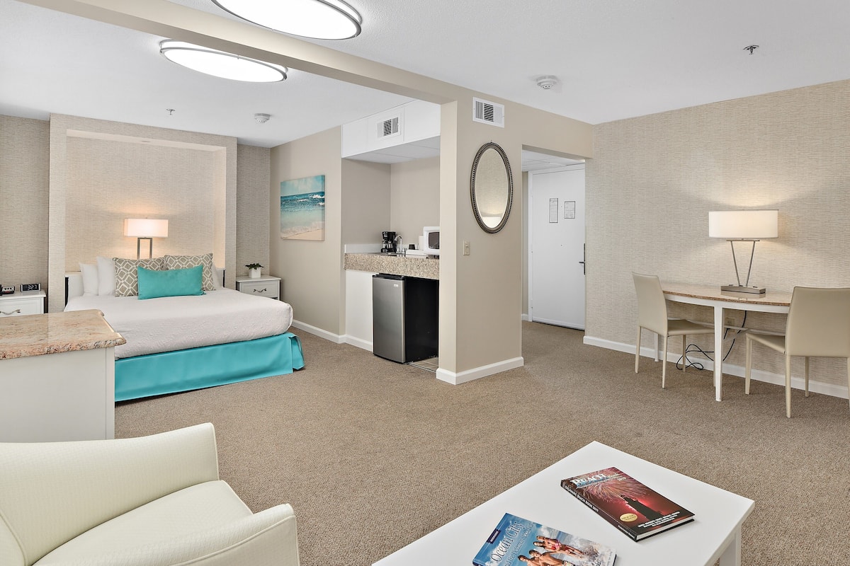 Studio, 1 Queen Bed with Sofa bed,  Handicap Accessible | 1 bedroom, hypo-allergenic bedding available, in-room safe, desk