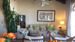Premium Penthouse, 2 Bedrooms, Balcony, Ocean View | Living area - Sunrise Cove Luxury Penthouse (Cabo San Lucas)