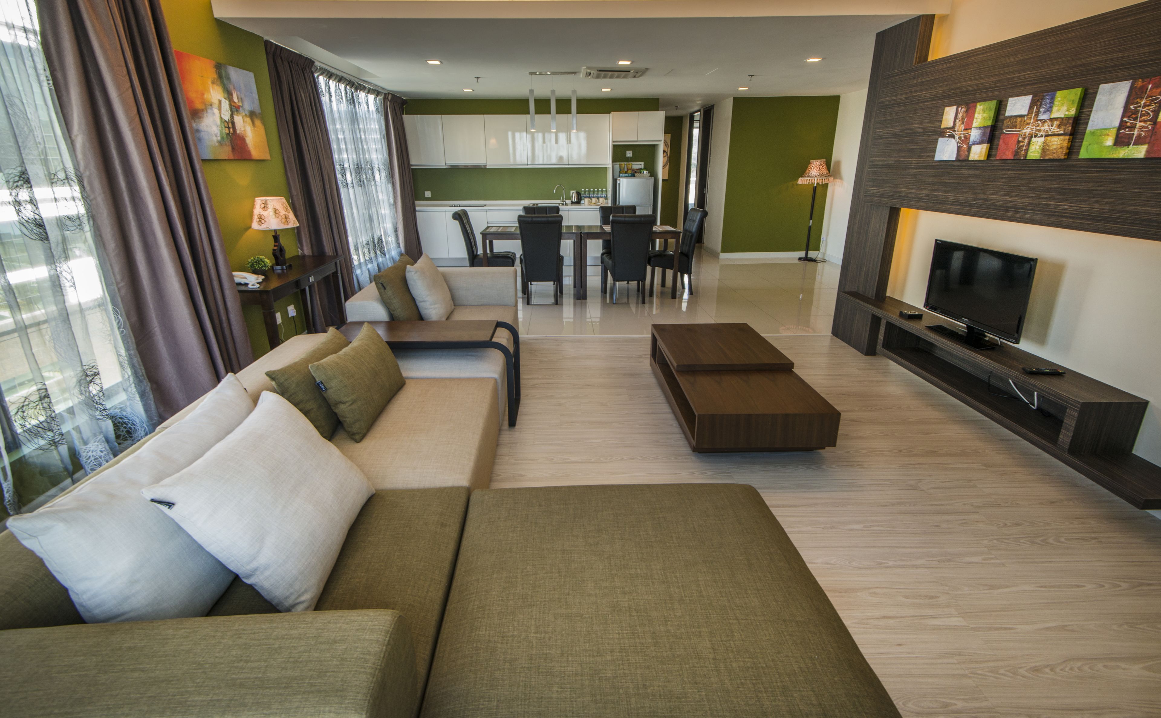 Estudio Premier, 3 habitaciones | Minibar, escritorio, tabla de planchar con plancha y wifi gratis 