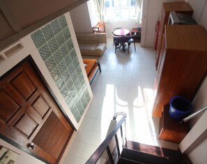 Grand Deluxe  | Living area | Flat-screen TV - Karon Café Inn (Karon)