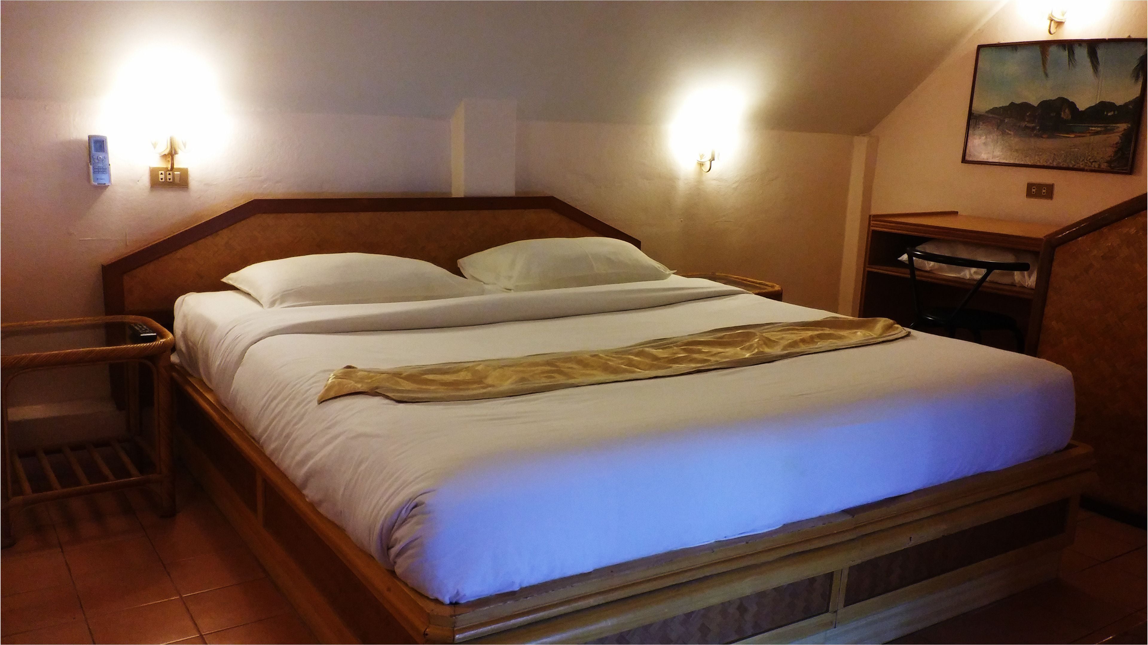 grand deluxe  | premium bedding, in-room safe, desk, soundproofing