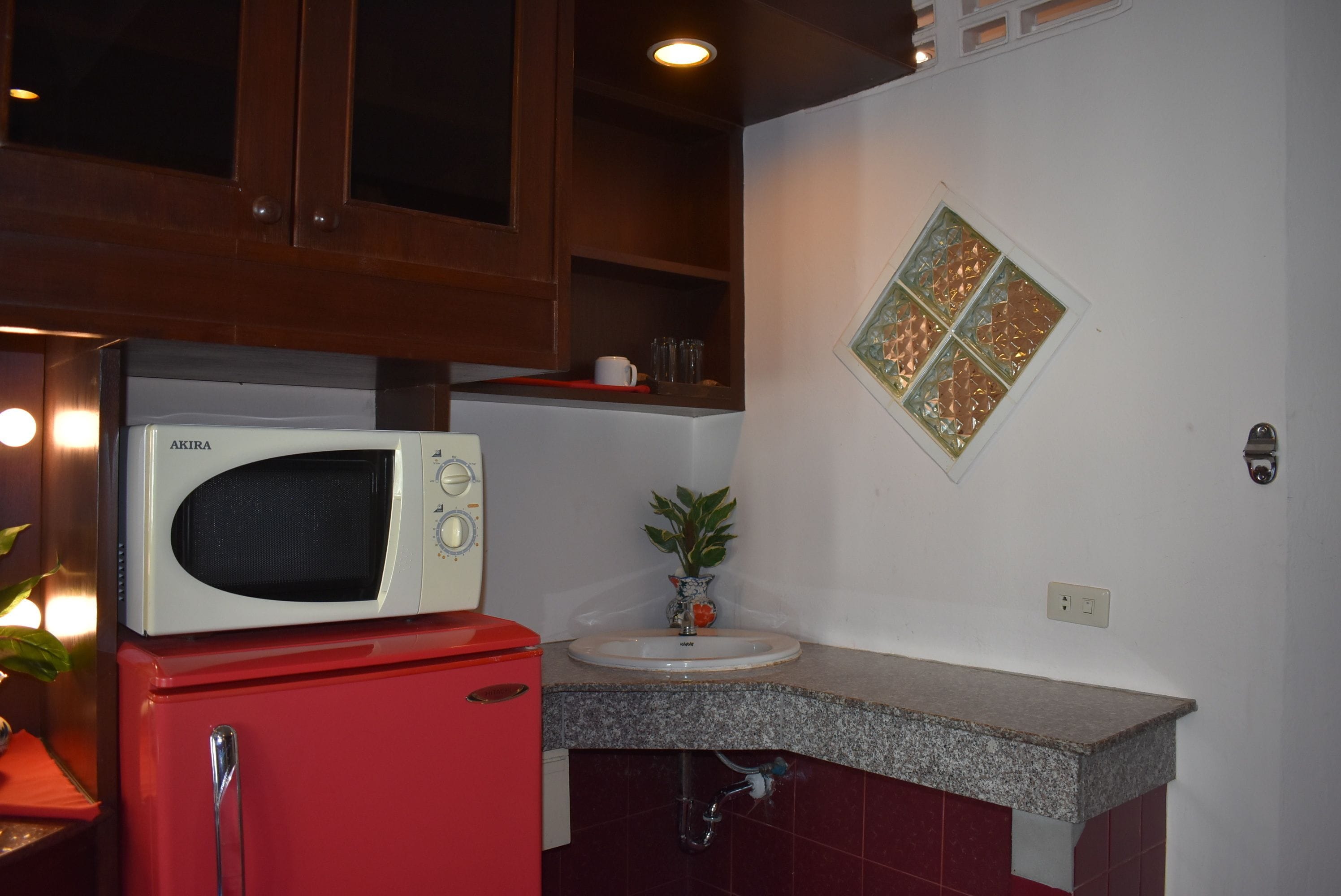 deluxe room | private kitchenette | fridge