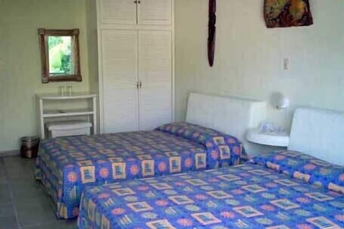 Standard Double Room | In-room safe, desk, free WiFi