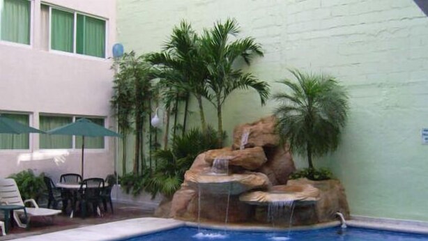 Outdoor pool - Hotel & Spa Sol Y Luna (Acapulco)