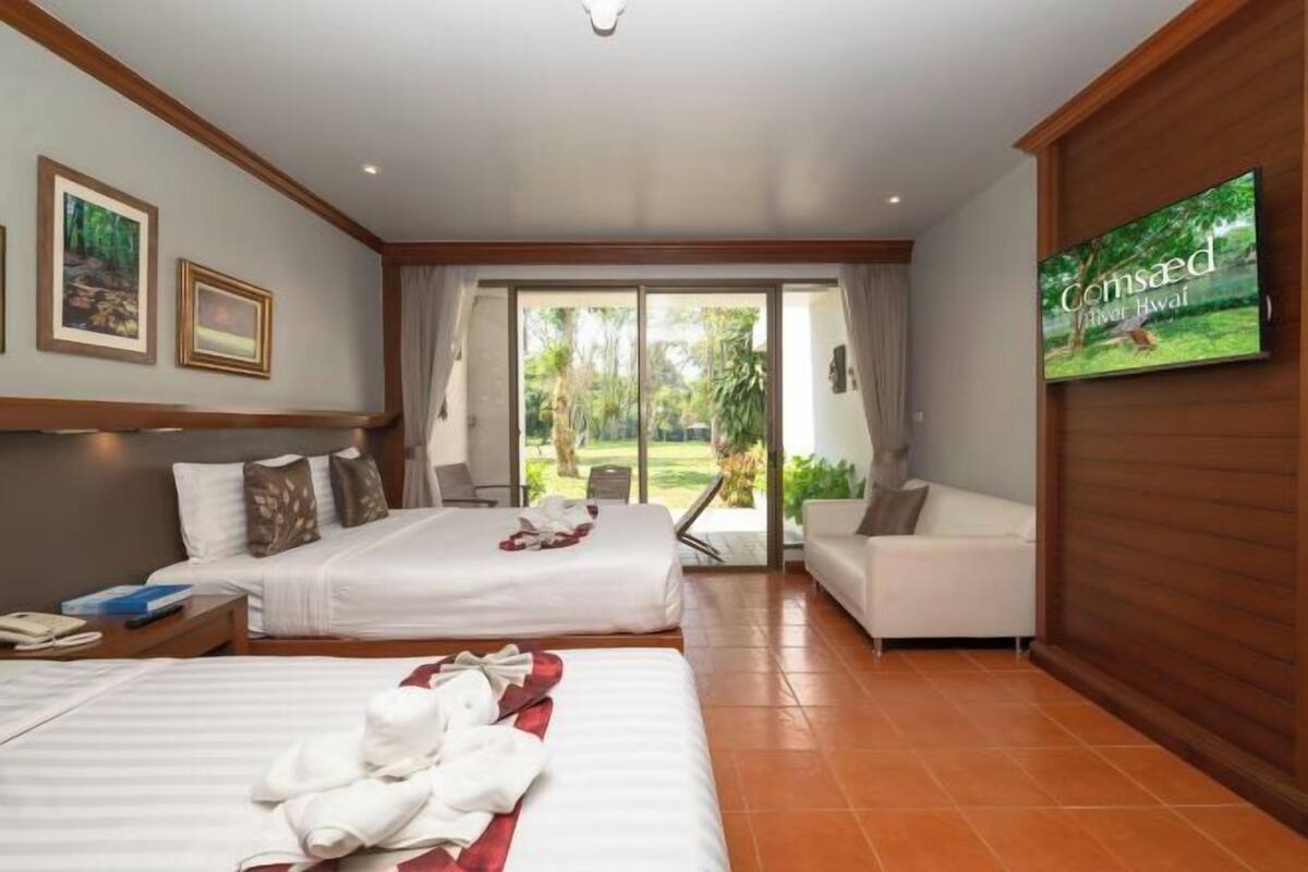 1 bedroom, minibar, in-room safe, desk
