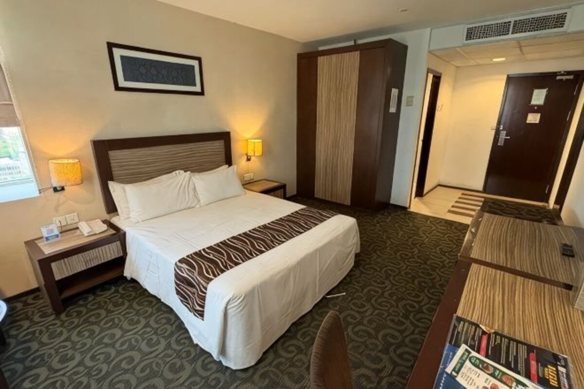 Premier Deluxe Room