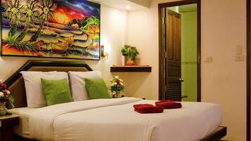 Premium bedding, in-room safe, desk, soundproofing
