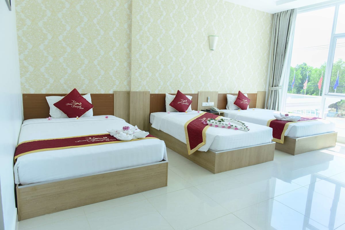 Deluxe Family Room