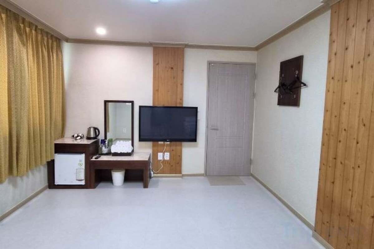 Deluxe Ondol Room