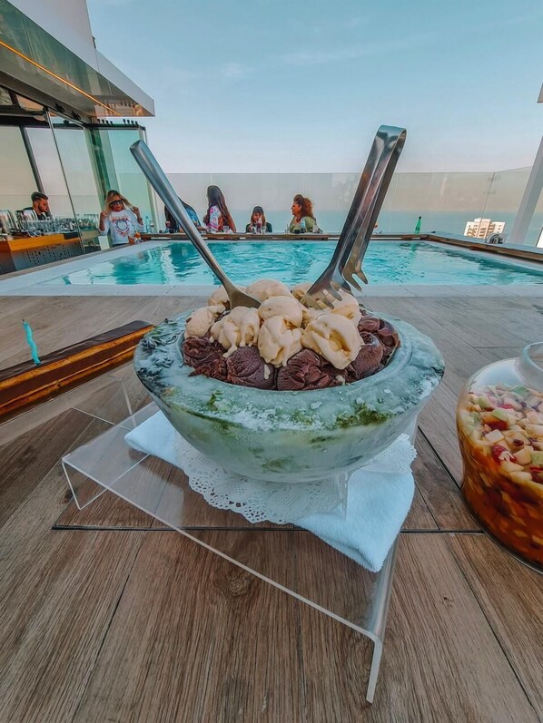 Seasonal outdoor pool