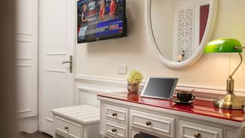 Classic Room, 1 Double or 2 Single Beds | Room amenity