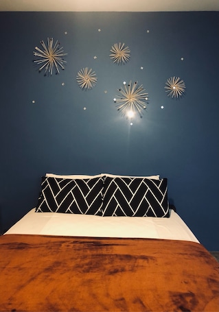 Double Redux | In-room safe, desk, iron/ironing board, free WiFi