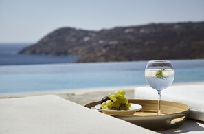 Seasonal outdoor pool, sun loungers