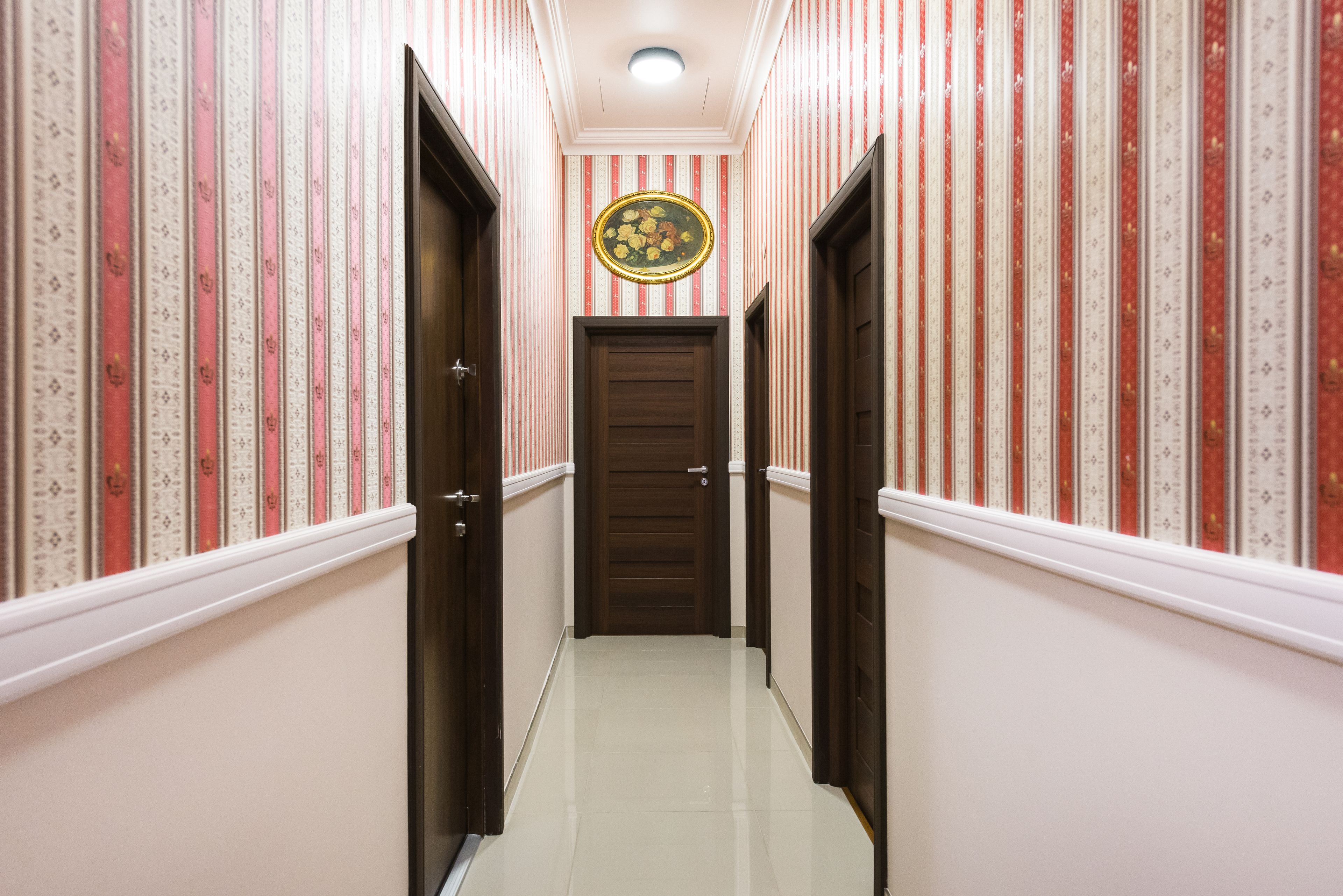 comfort apartment, 4 bedrooms, non smoking | living area | flat-screen tv