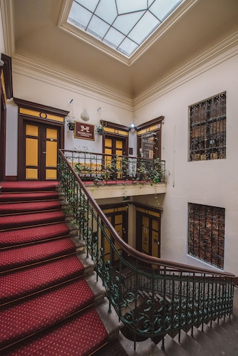 Rembrandt Aparthotel