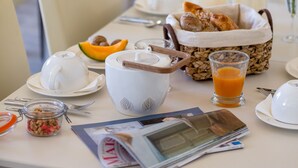 Standard Double or Twin Room, Ensuite, Sea View (FANNY) | Restaurant