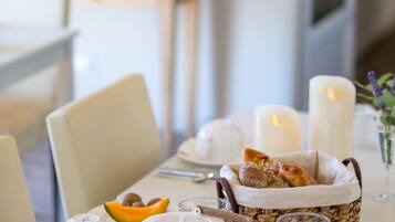 Standard Double or Twin Room, Ensuite, Sea View (FANNY) | Restaurant