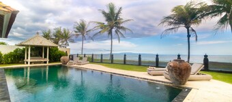The Royal Purnama Luxury Villas - Adults Only