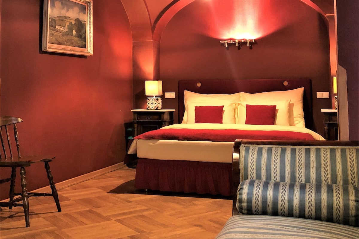Standard-Doppelzimmer, 1 Queen-Bett | Hochwertige Bettwaren, Zimmersafe, Bügeleisen/Bügelbrett