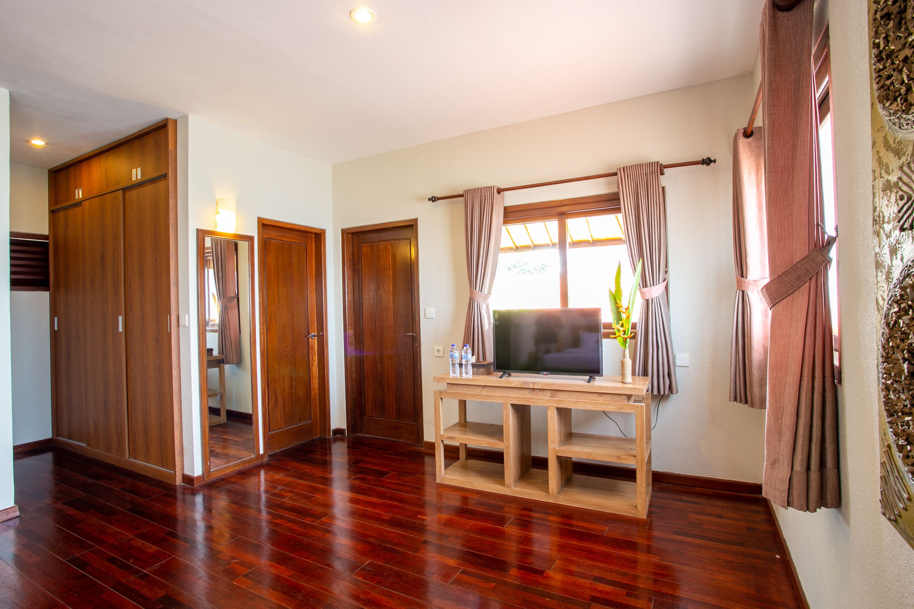villa, 3 bedrooms | minibar, in-room safe, desk, free wifi