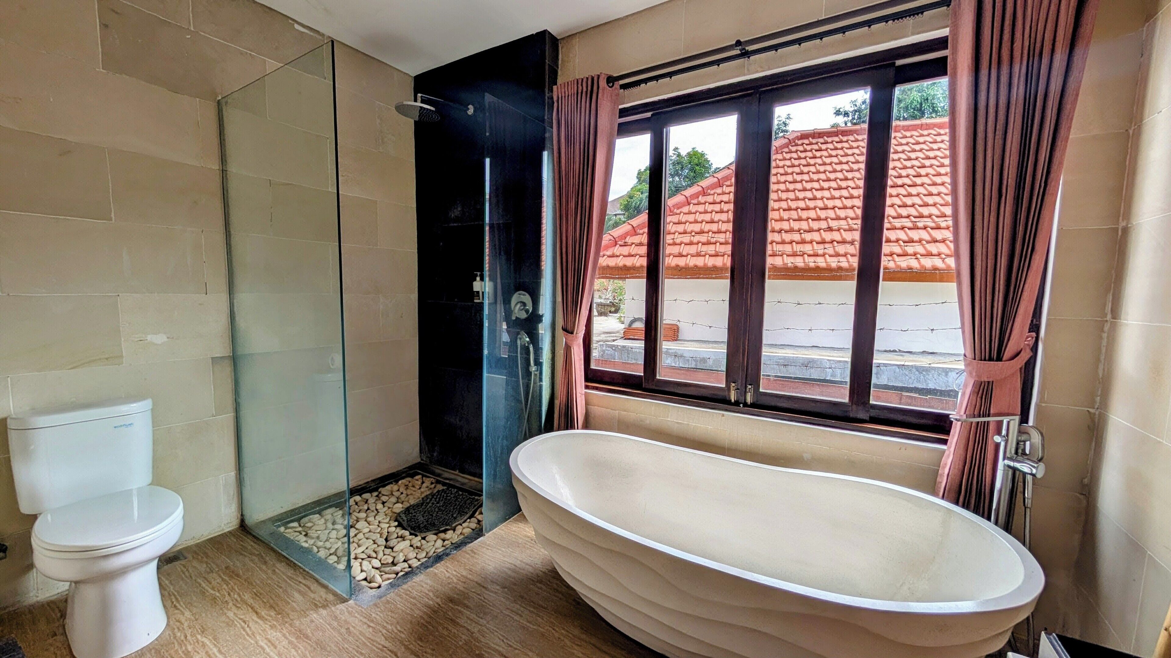 villa, 3 bedrooms | bathroom | separate bathtub and shower, jetted bath, rainfall showerhead