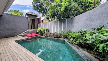 Villa, 3 Bedrooms | Minibar, in-room safe, desk, free WiFi