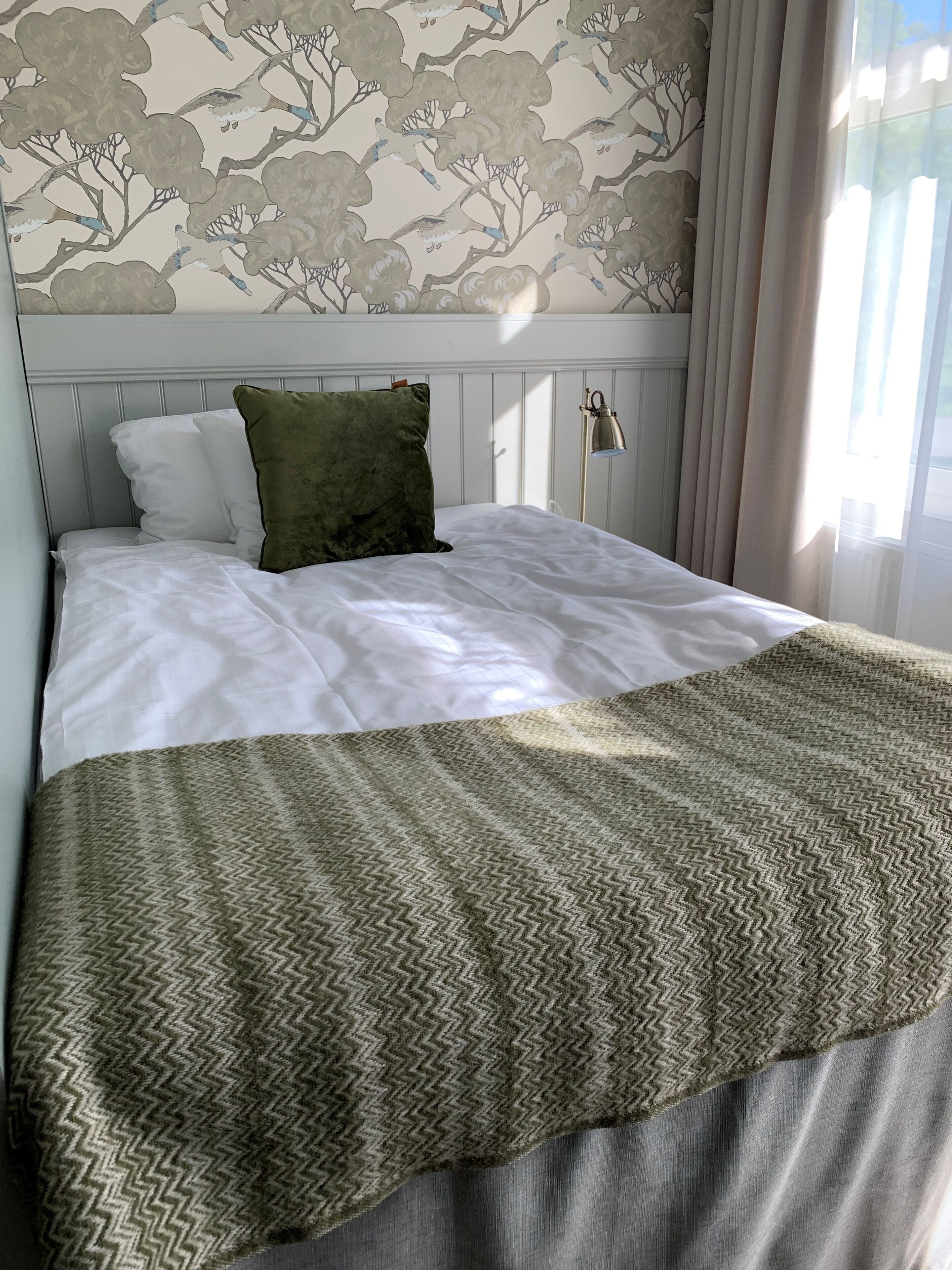 single room | soundproofing, iron/ironing board, free wifi, bed sheets