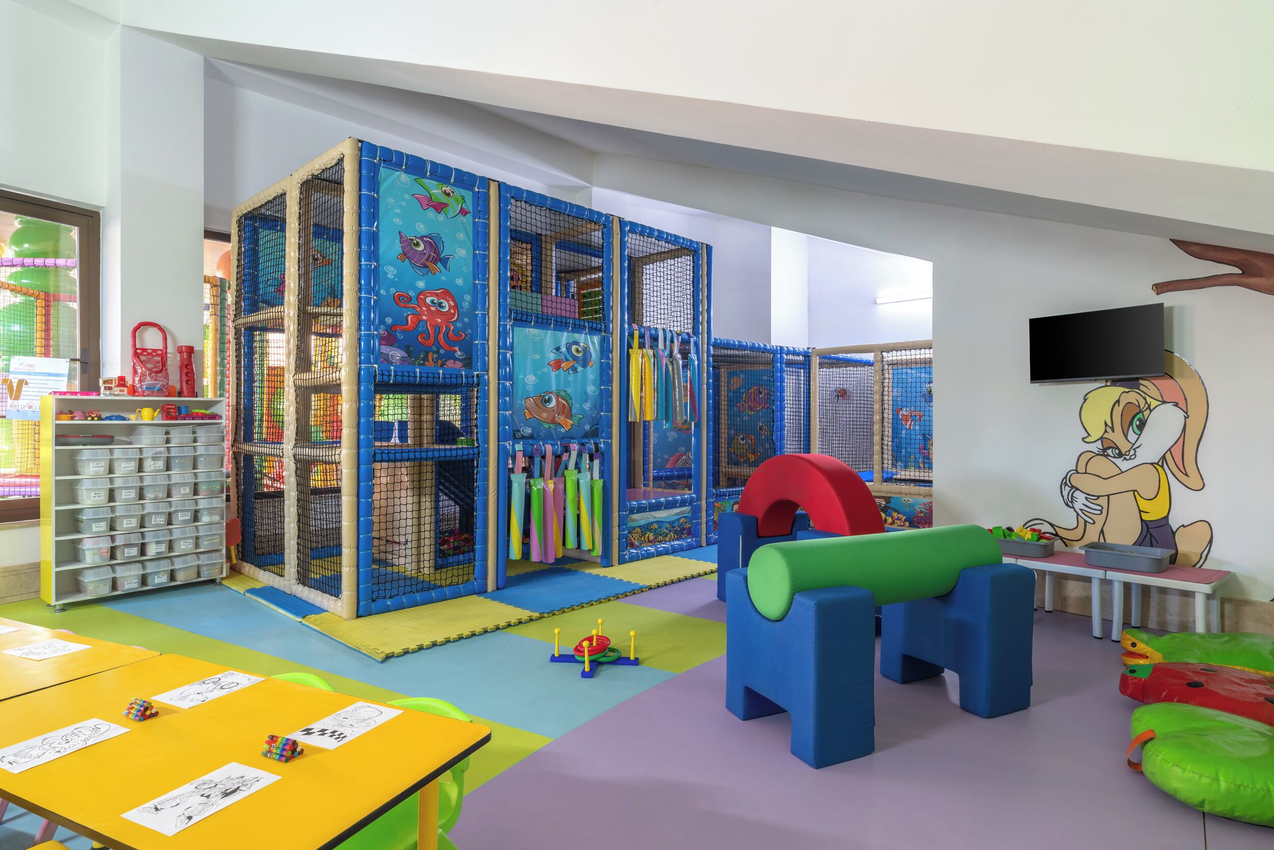 children’s play area – indoor