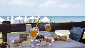 Petit déjeuner buffet compris tous les jours